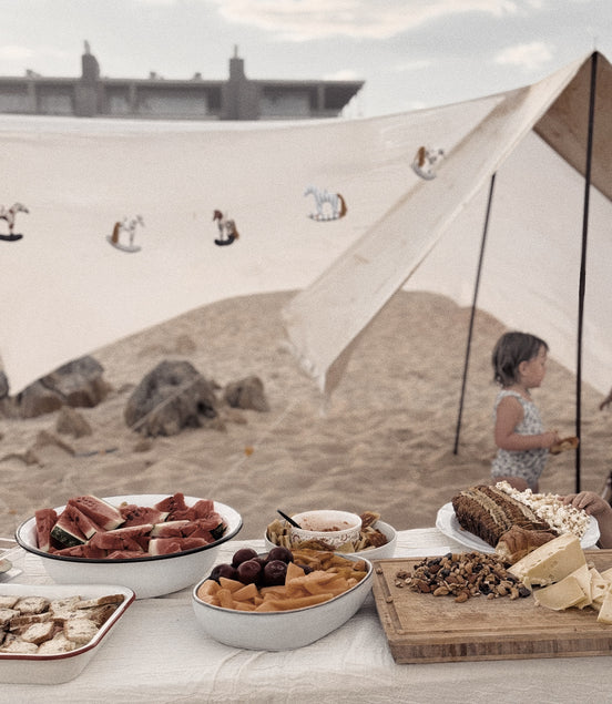 Mini folk horses set