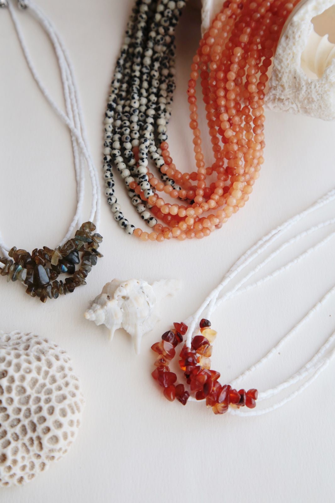 Coral necklace ( rojo viejo)