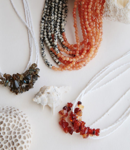 Coral necklace ( rojo viejo)